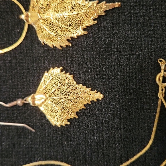24K Dipped Leaf Earrings/Necklace - Picture 2 of 3